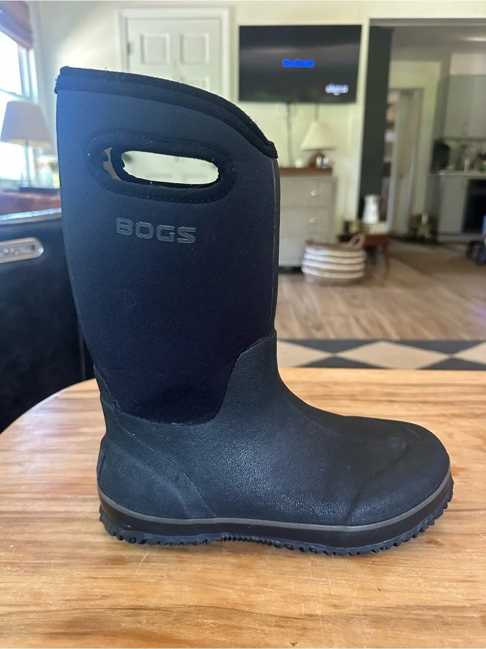 Bogs Black classic high handle waterproof boot used wear to sole great condition